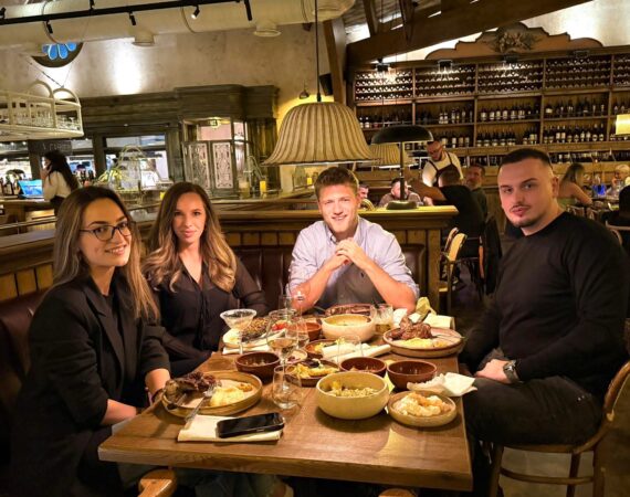 WhatsExposed team dinner